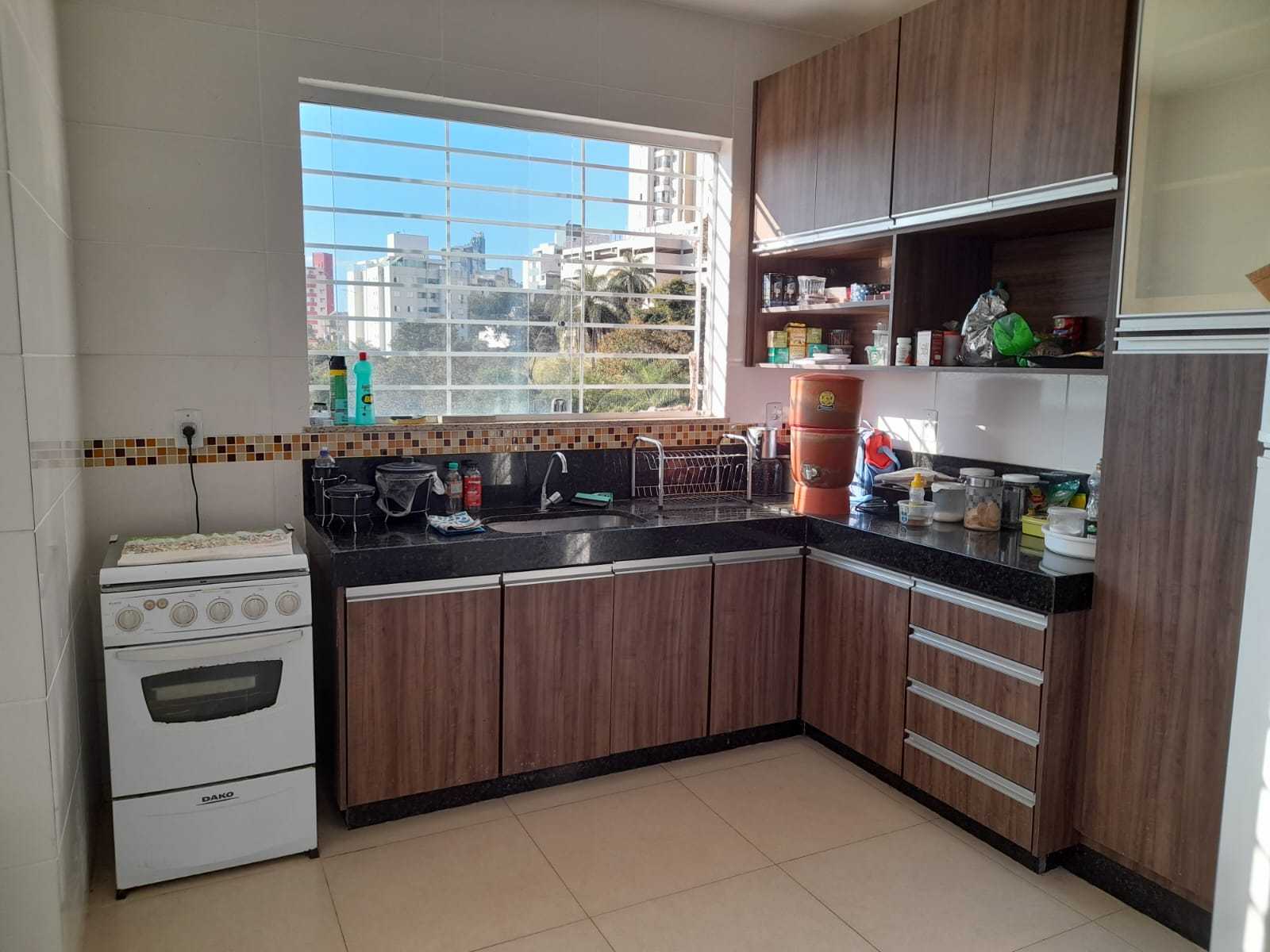 Casa à venda com 3 quartos, 150m² - Foto 10