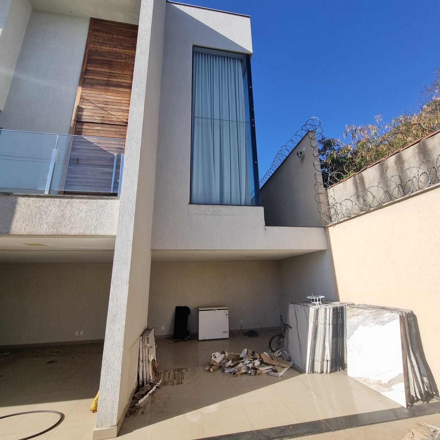 Casa à venda com 6 quartos, 550m² - Foto 3