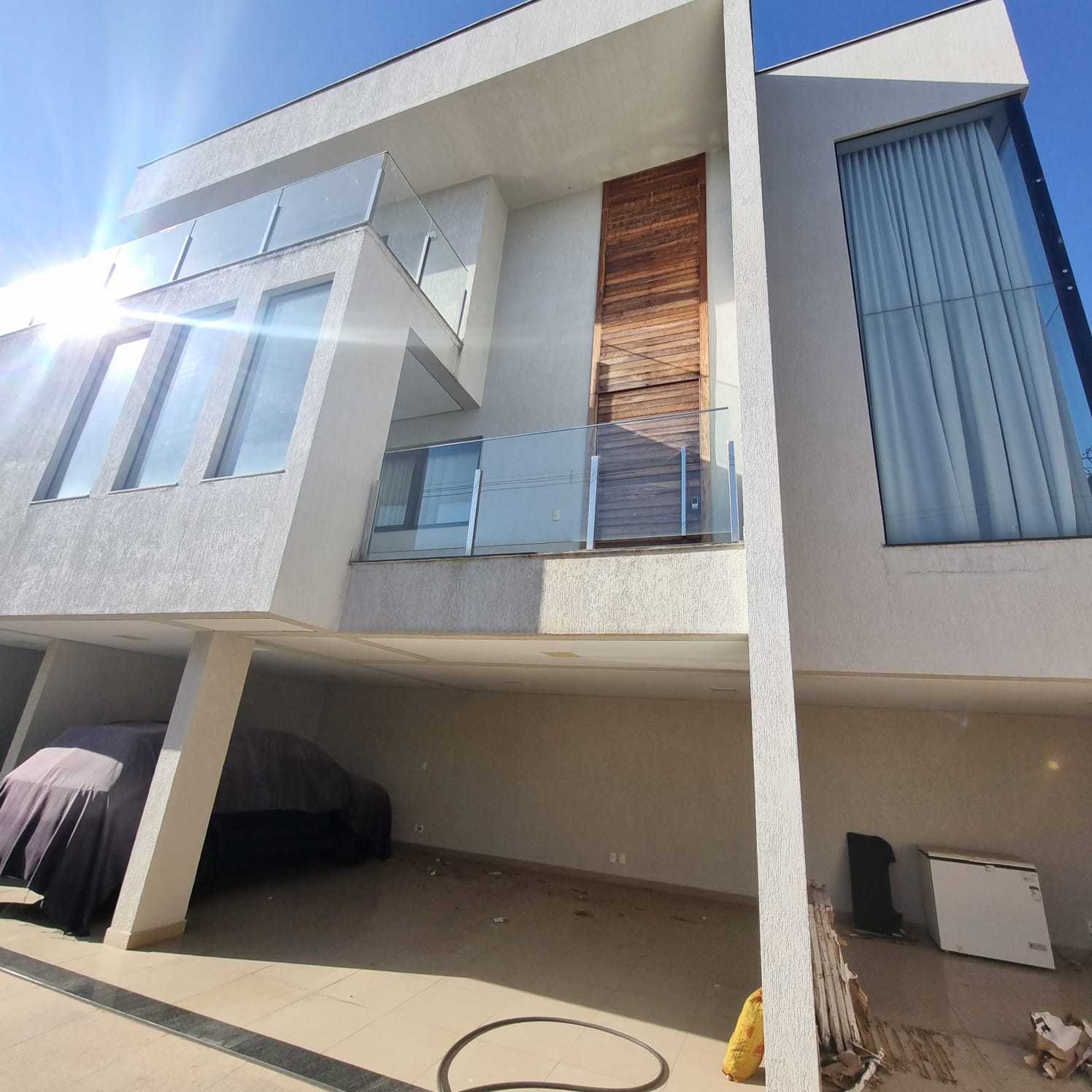 Casa à venda com 6 quartos, 550m² - Foto 5