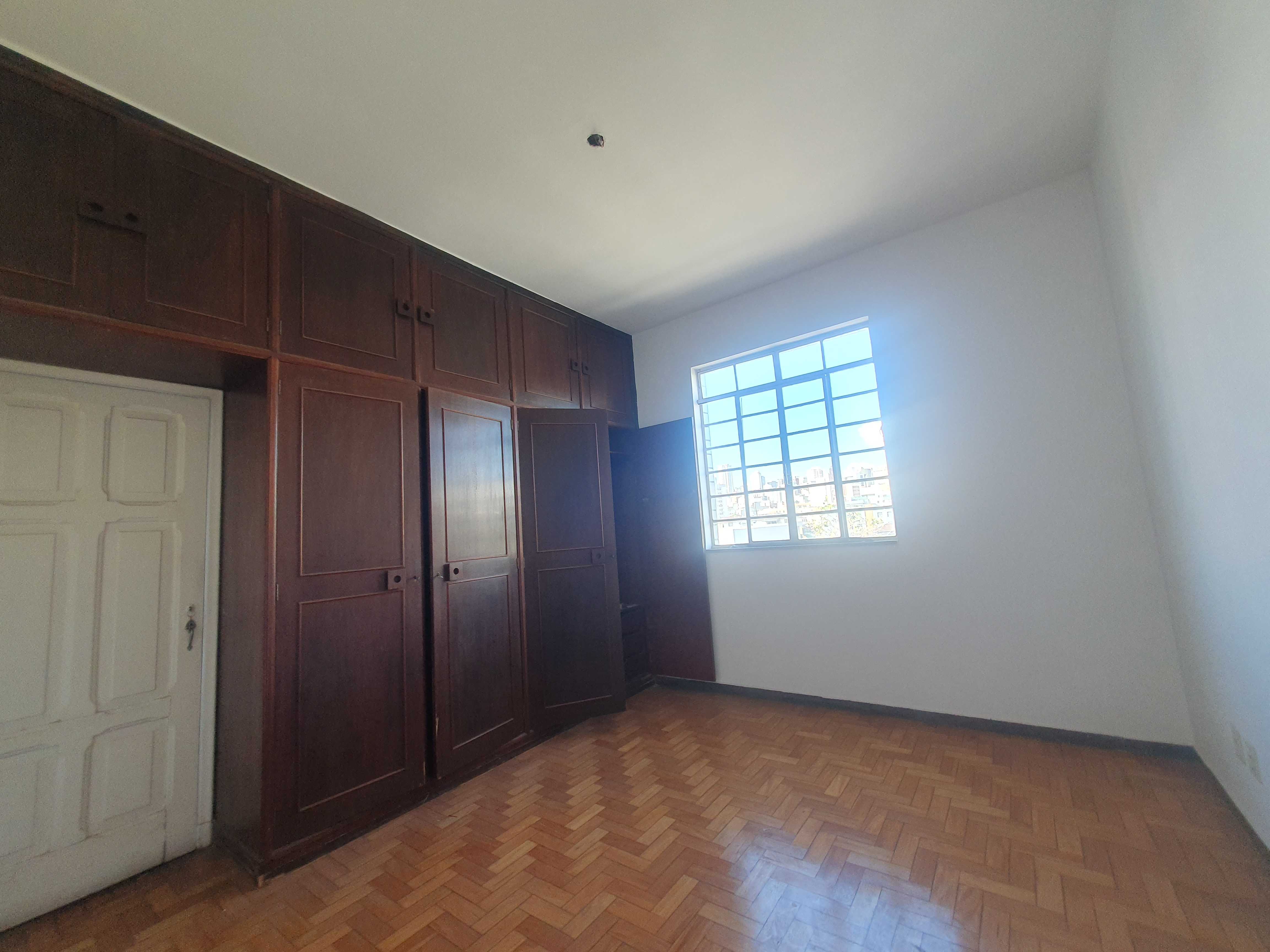 Apartamento à venda com 3 quartos, 115m² - Foto 7