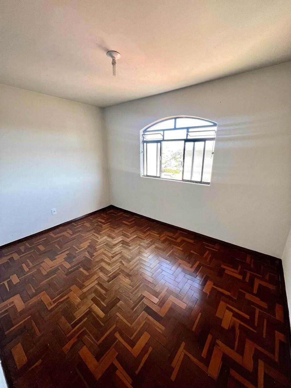 Apartamento à venda com 2 quartos, 75m² - Foto 13