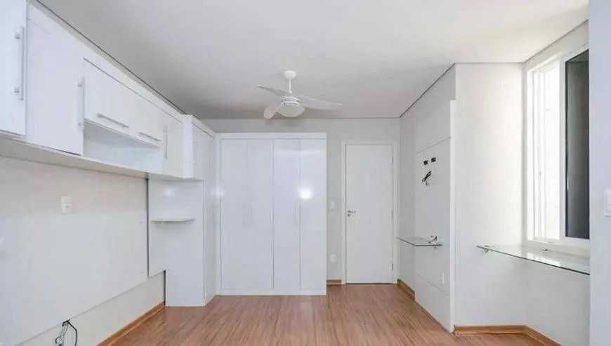 Apartamento à venda com 3 quartos, 105m² - Foto 7