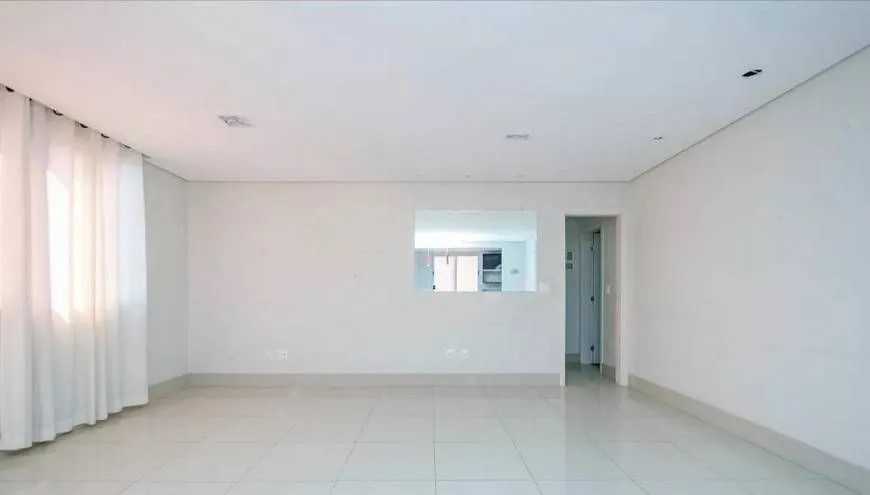 Apartamento à venda com 3 quartos, 105m² - Foto 5