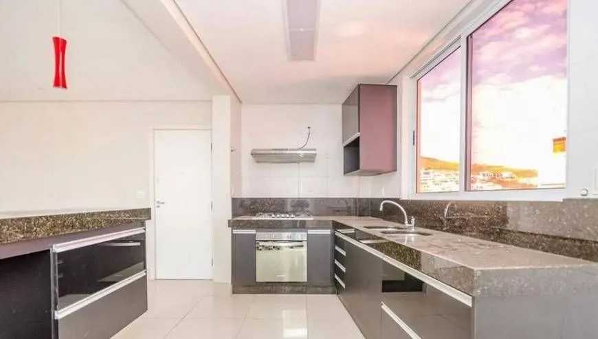 Apartamento à venda com 3 quartos, 105m² - Foto 18