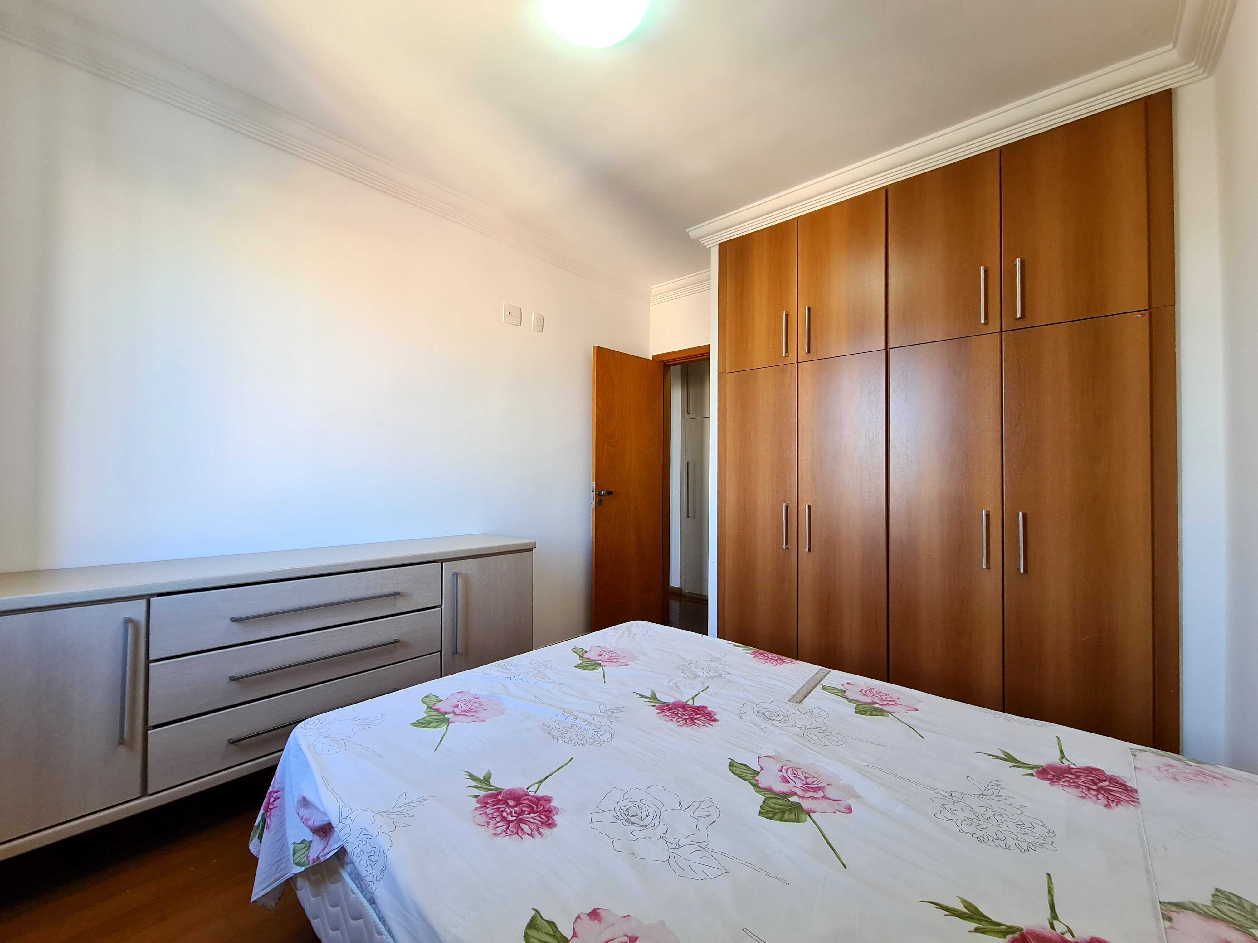 Apartamento à venda com 4 quartos, 135m² - Foto 16