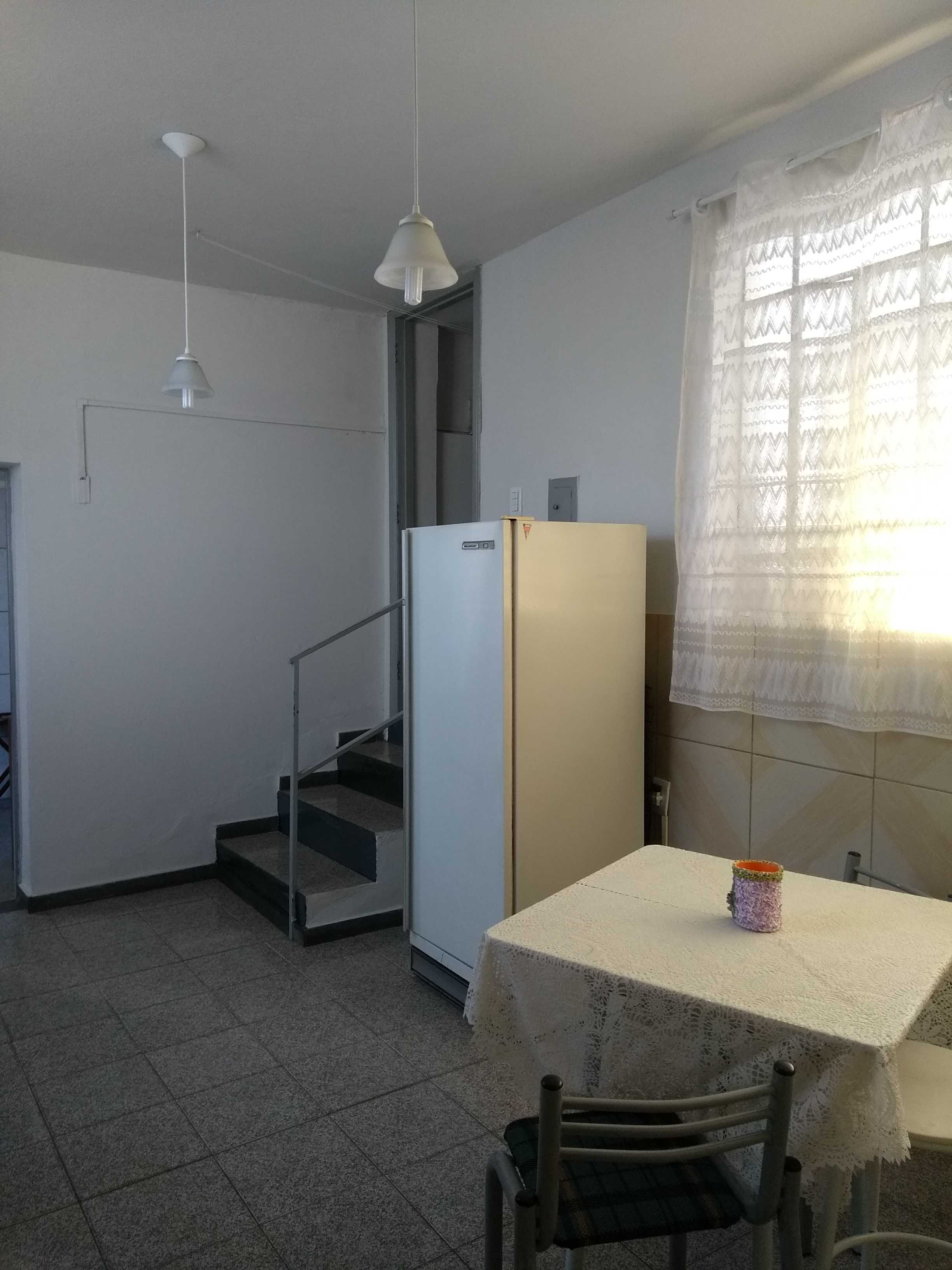 Casa para alugar com 1 quarto, 40m² - Foto 7