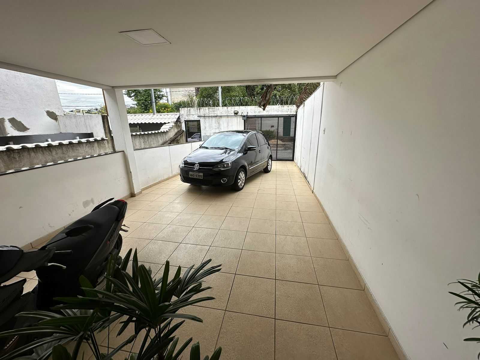 Casa à venda com 5 quartos, 180m² - Foto 13