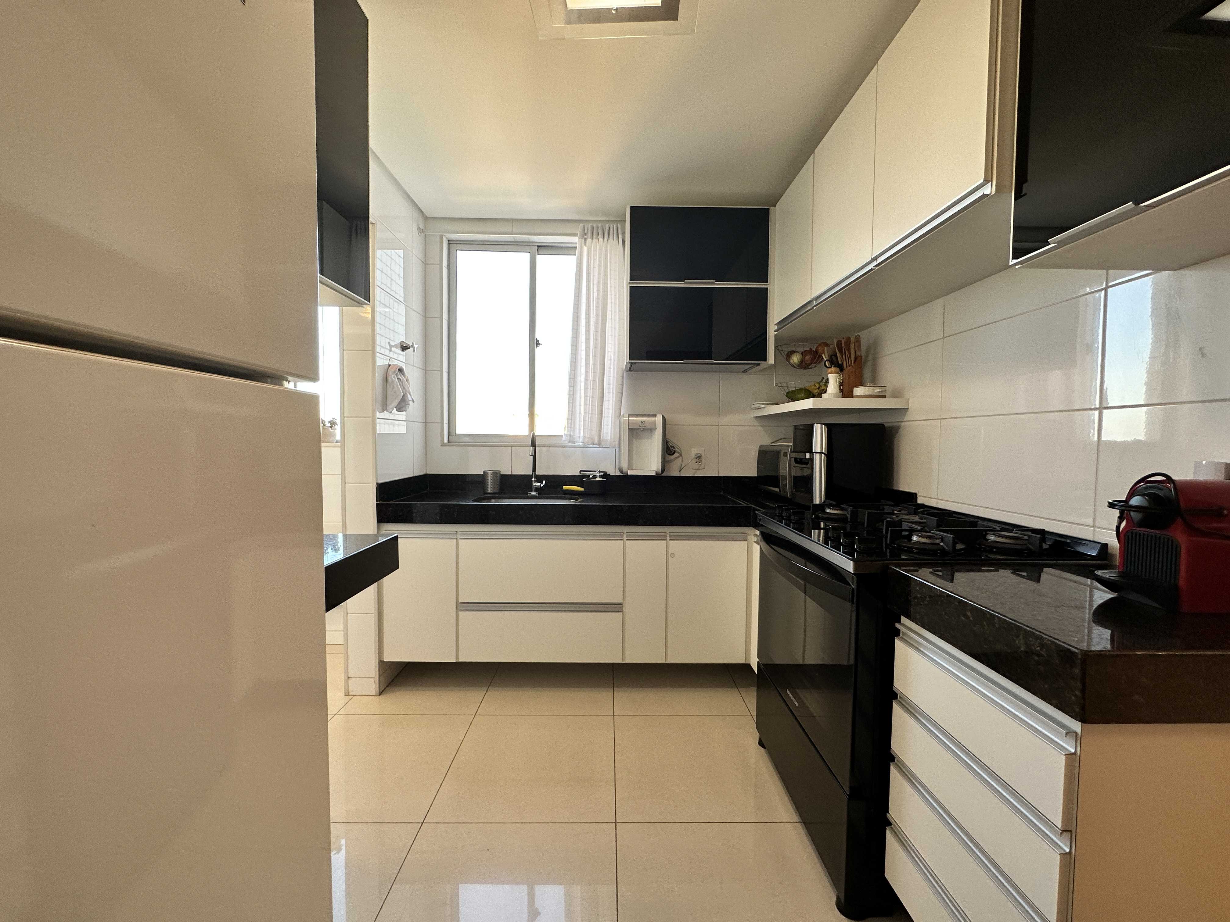 Apartamento à venda com 3 quartos, 87m² - Foto 6