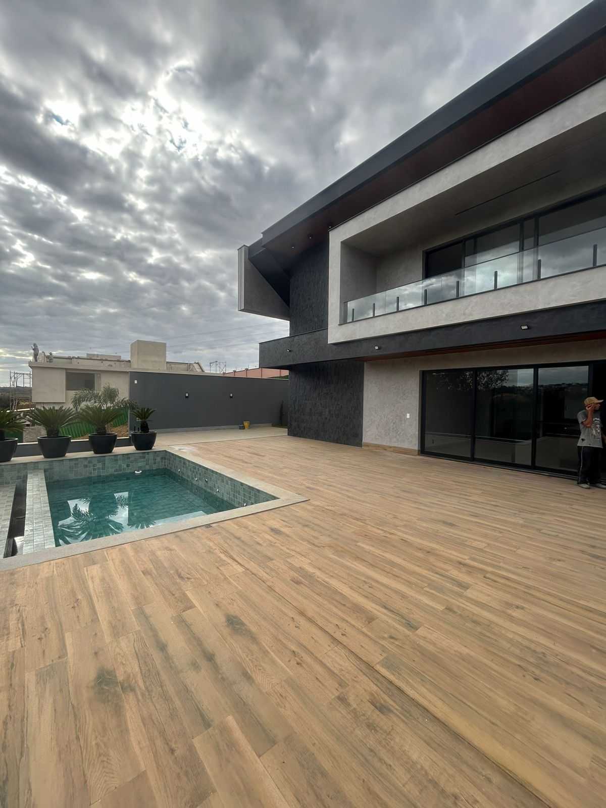 Casa de Condomínio à venda com 4 quartos, 437m² - Foto 4