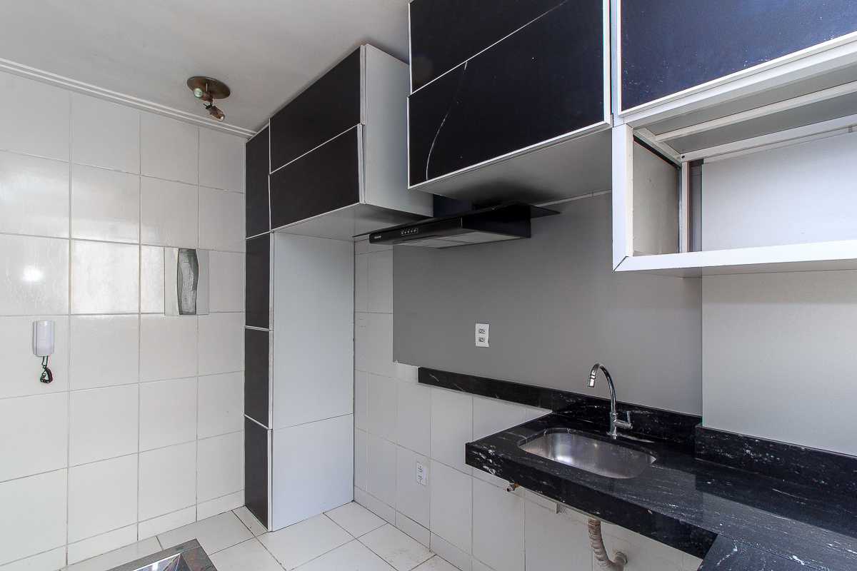 Apartamento à venda com 3 quartos, 75m² - Foto 6