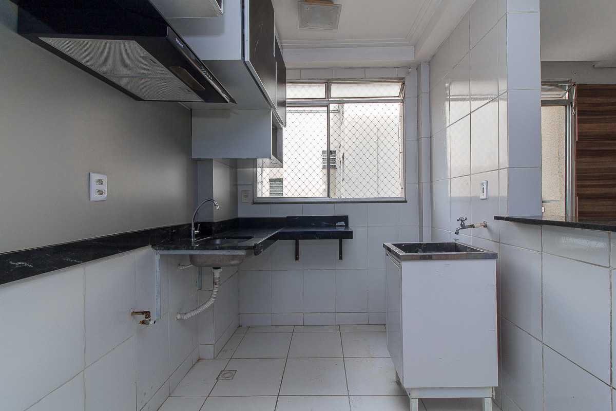 Apartamento à venda com 3 quartos, 75m² - Foto 5