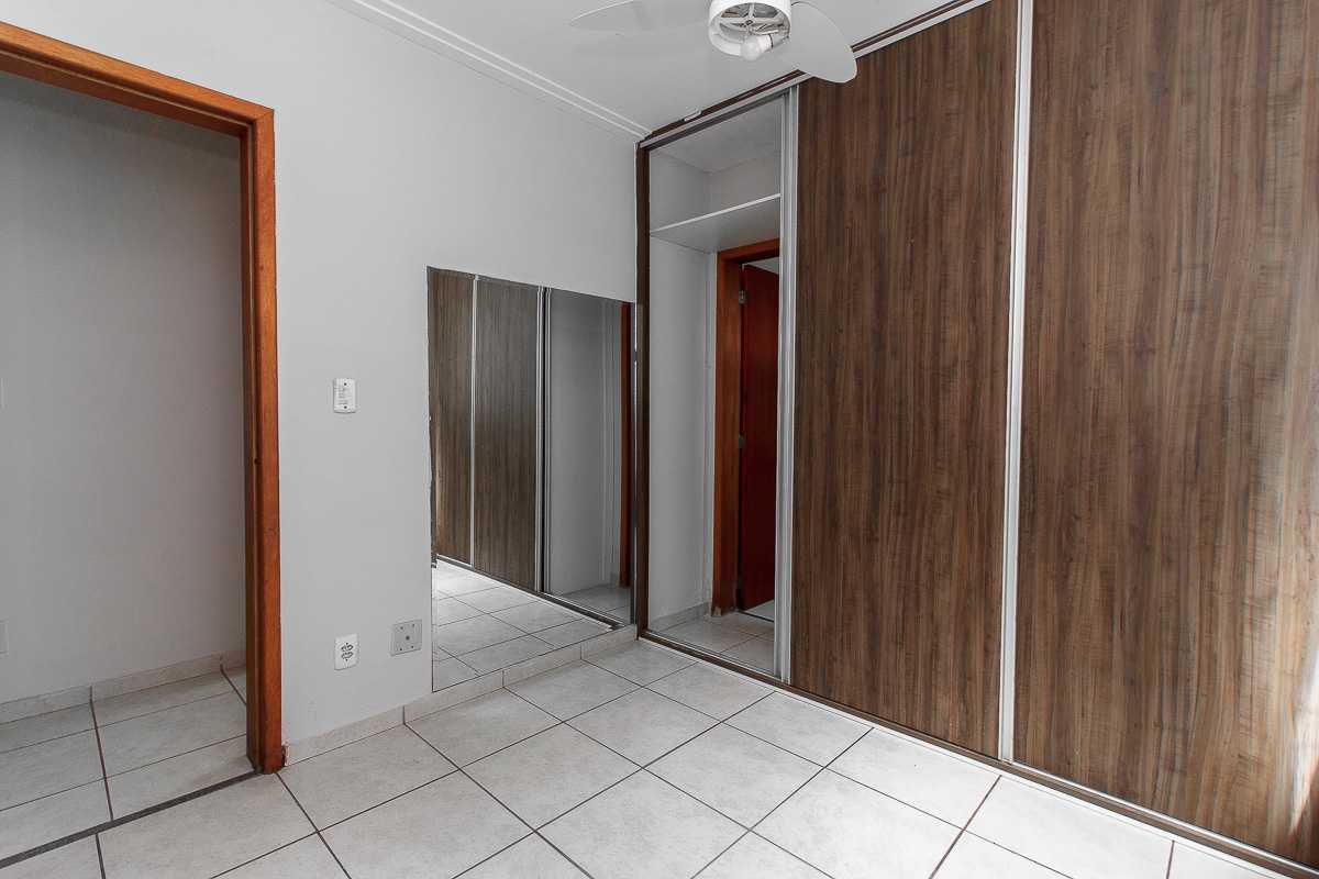 Apartamento à venda com 3 quartos, 75m² - Foto 9