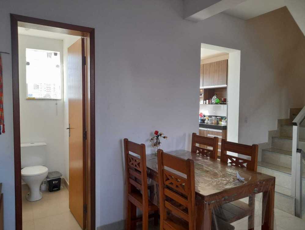 Casa à venda com 3 quartos, 150m² - Foto 2