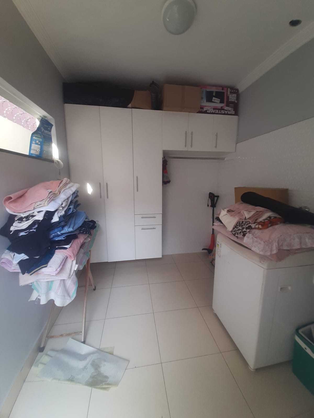 Casa à venda com 4 quartos, 180m² - Foto 15