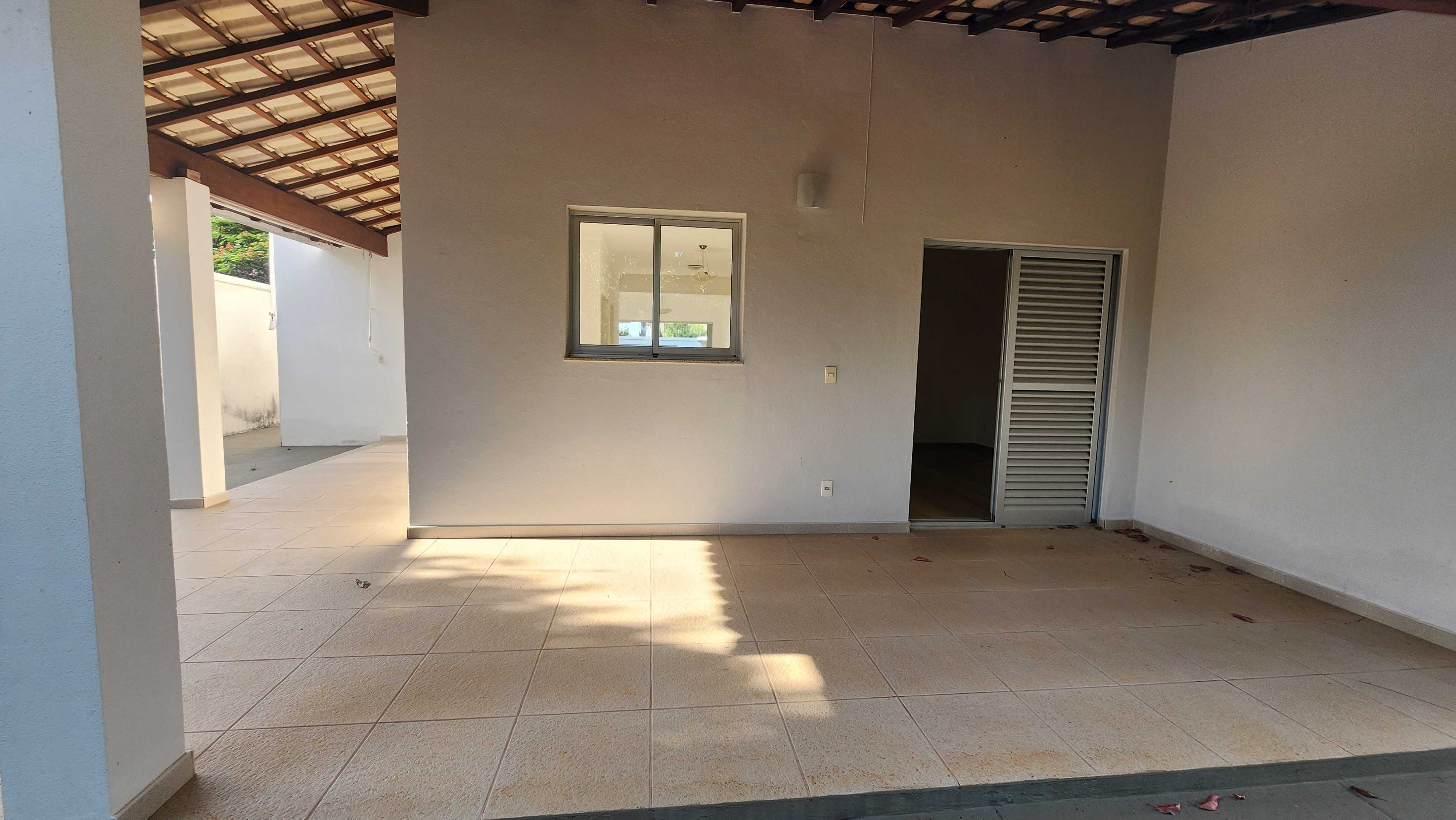 Casa à venda com 3 quartos, 244m² - Foto 10