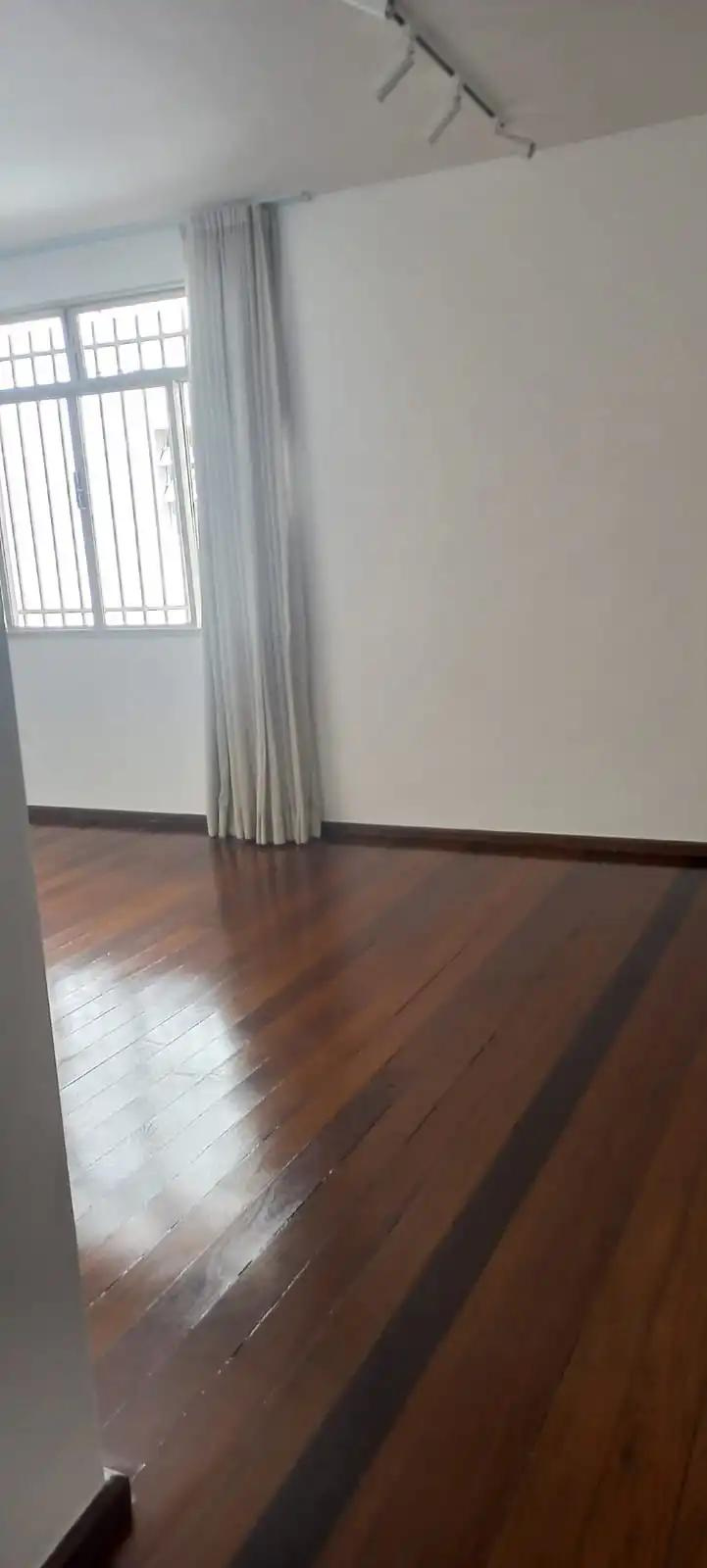 Apartamento à venda com 2 quartos, 80m² - Foto 1