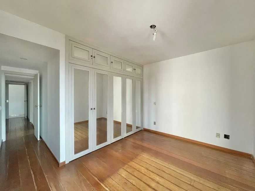 Cobertura à venda com 4 quartos, 320m² - Foto 9