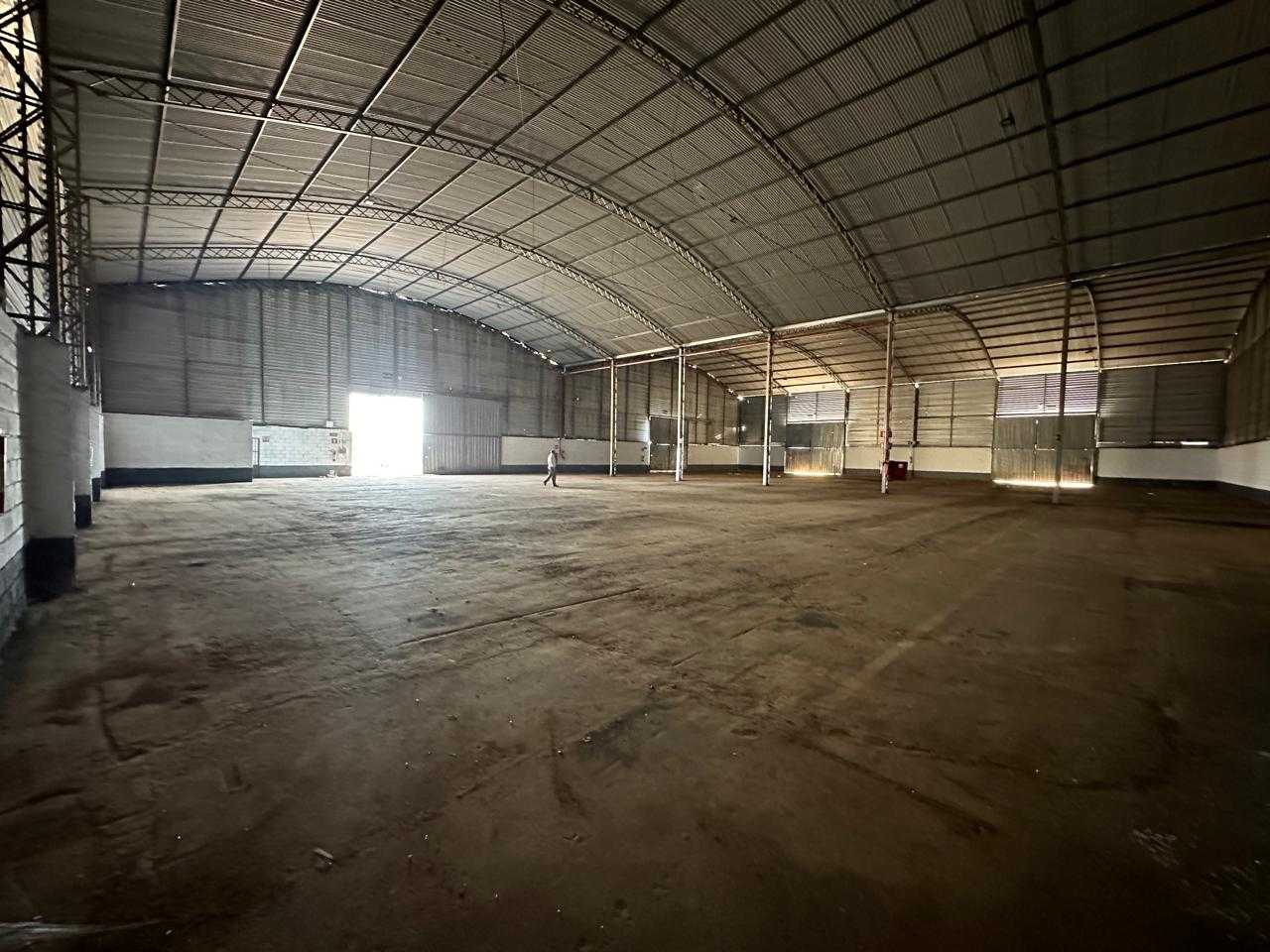 Depósito-Galpão-Armazém para alugar, 1800m² - Foto 10