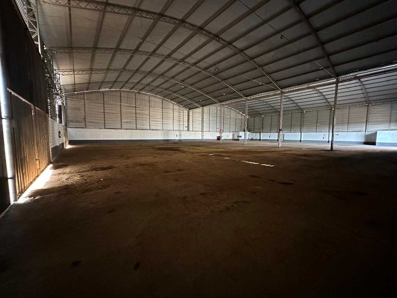 Depósito-Galpão-Armazém para alugar, 1800m² - Foto 5