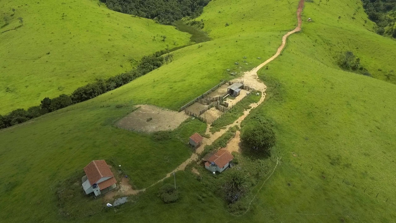 Chácara à venda com 1 quarto, 2200000m² - Foto 10