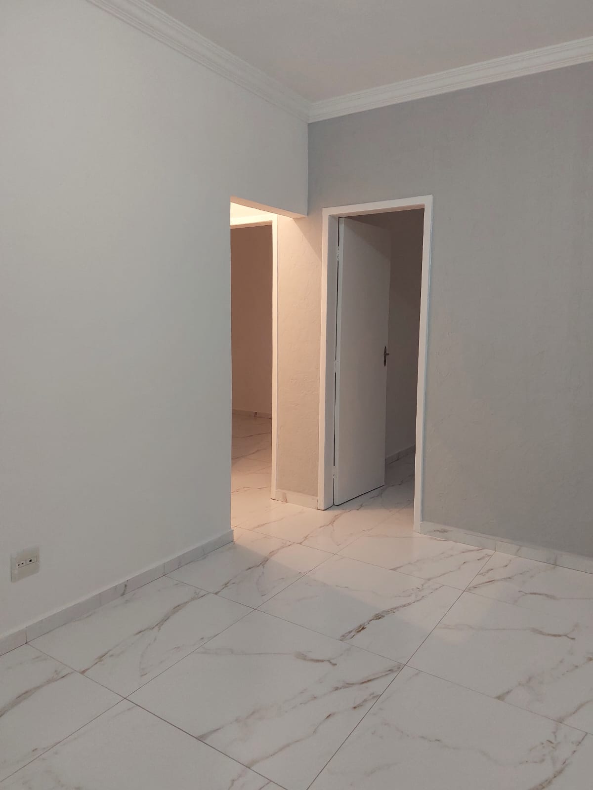 Apartamento à venda com 2 quartos, 54m² - Foto 1