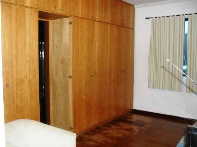 Casa à venda com 5 quartos, 320m² - Foto 7