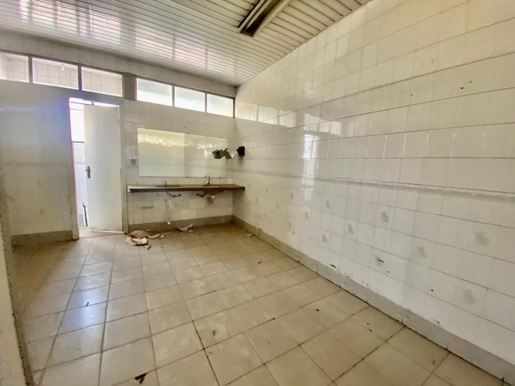 Loja-Salão para alugar, 250m² - Foto 13