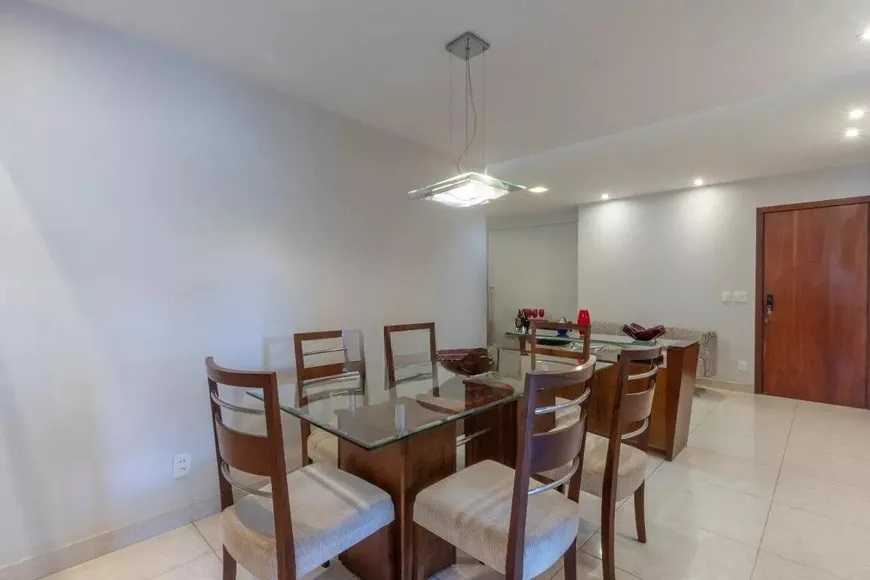 Apartamento à venda com 4 quartos, 146m² - Foto 7