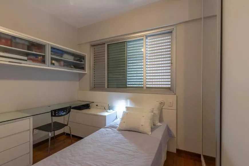 Apartamento à venda com 4 quartos, 146m² - Foto 22