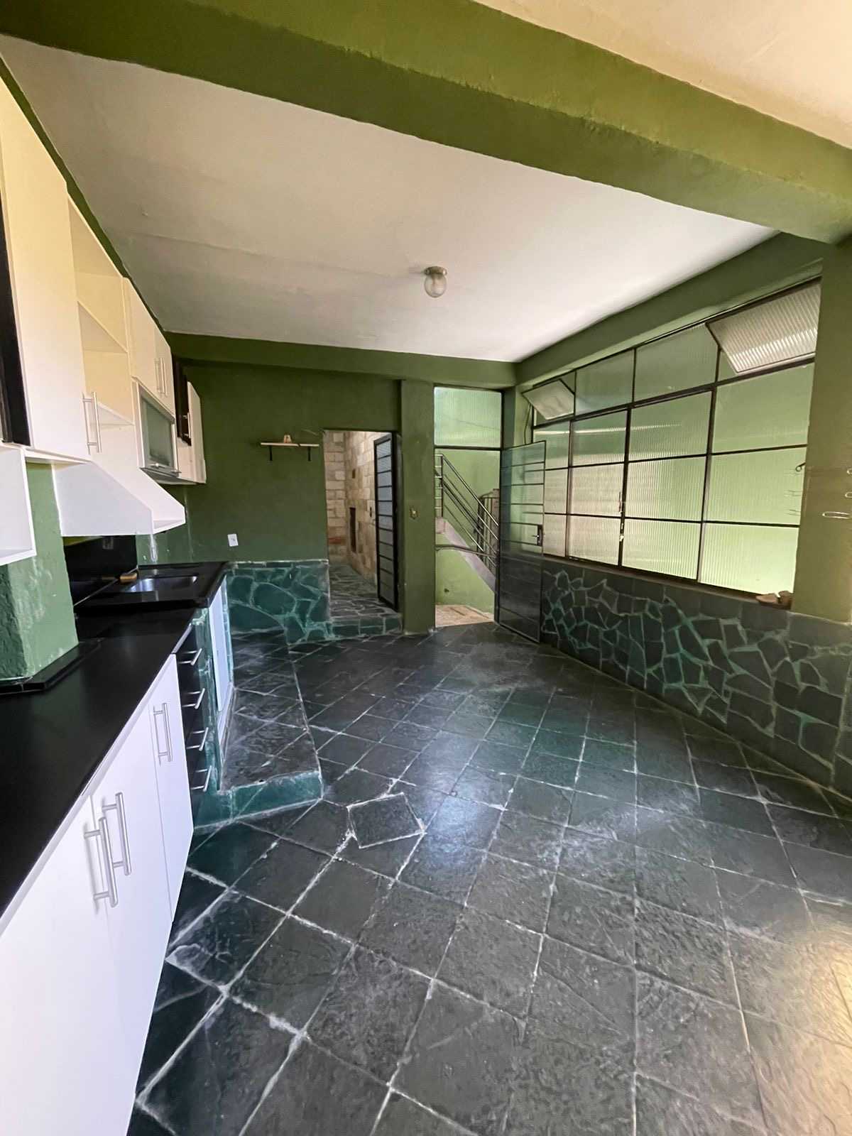 Casa à venda com 3 quartos, 250m² - Foto 12