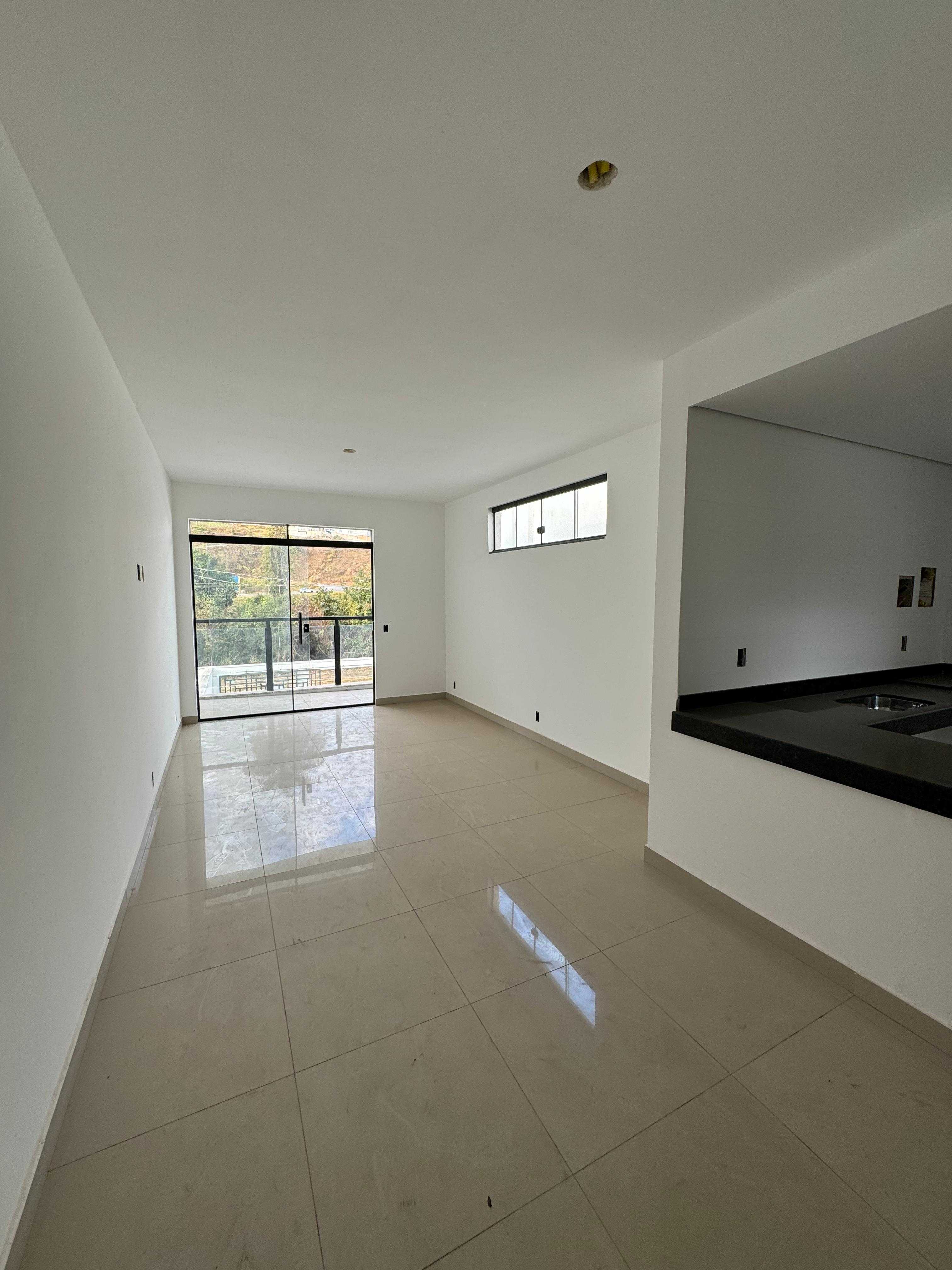 Casa à venda com 2 quartos, 65m² - Foto 2