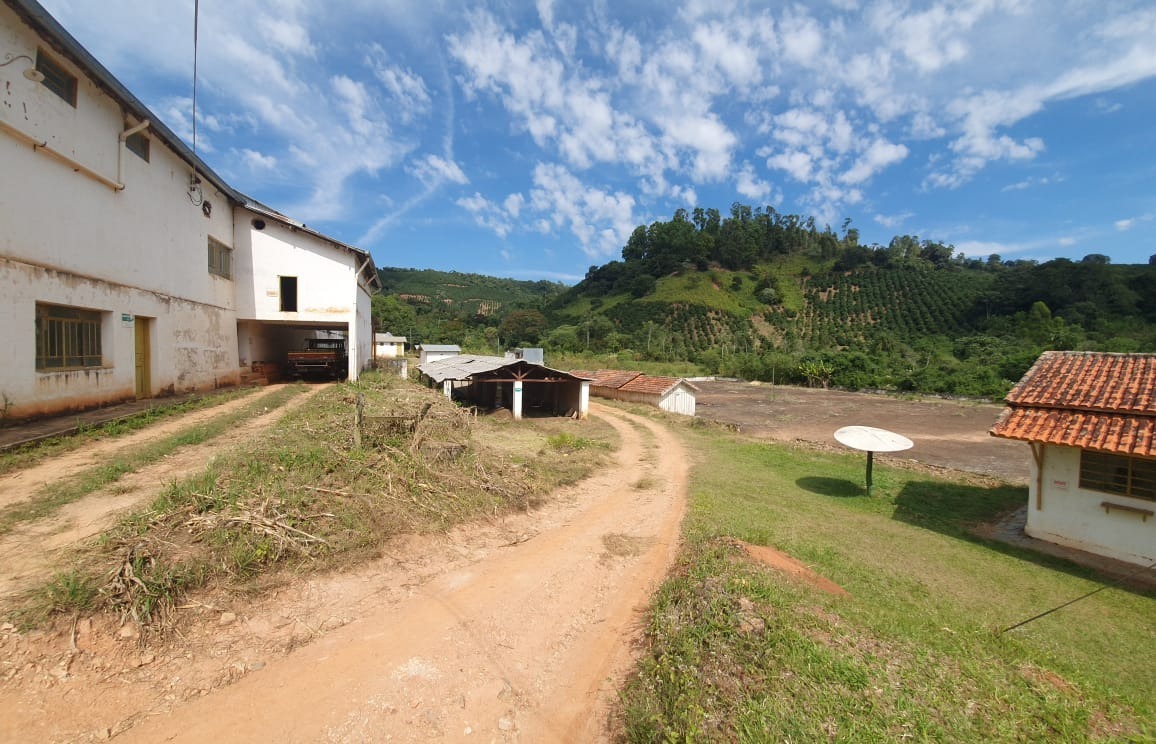 Chácara à venda com 6 quartos, 2160000m² - Foto 20