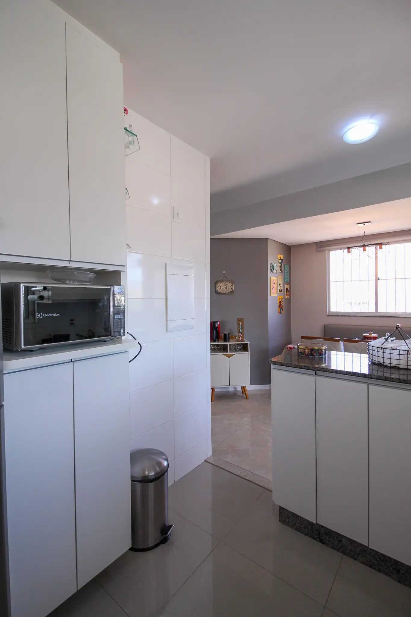 Apartamento à venda com 3 quartos, 75m² - Foto 14