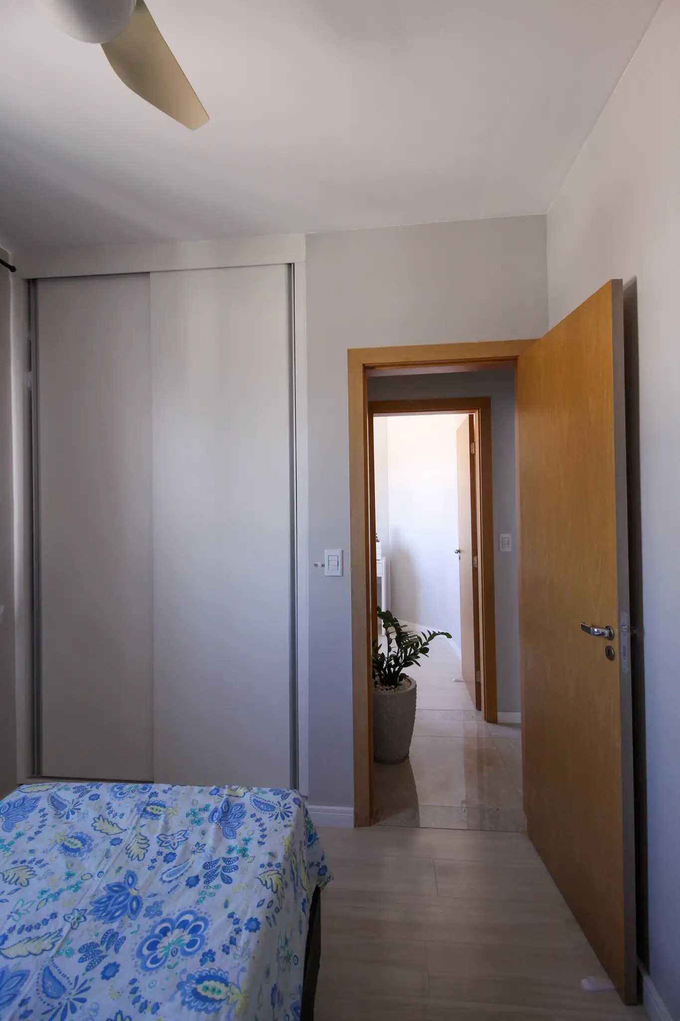 Apartamento à venda com 3 quartos, 75m² - Foto 12