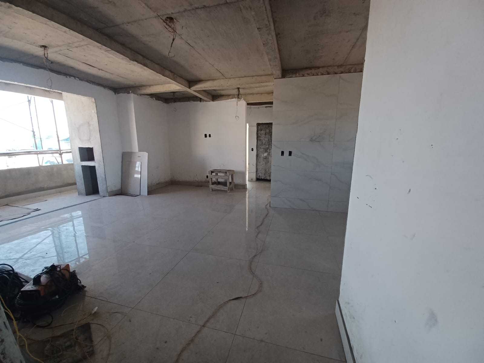 Apartamento à venda com 3 quartos, 160m² - Foto 2