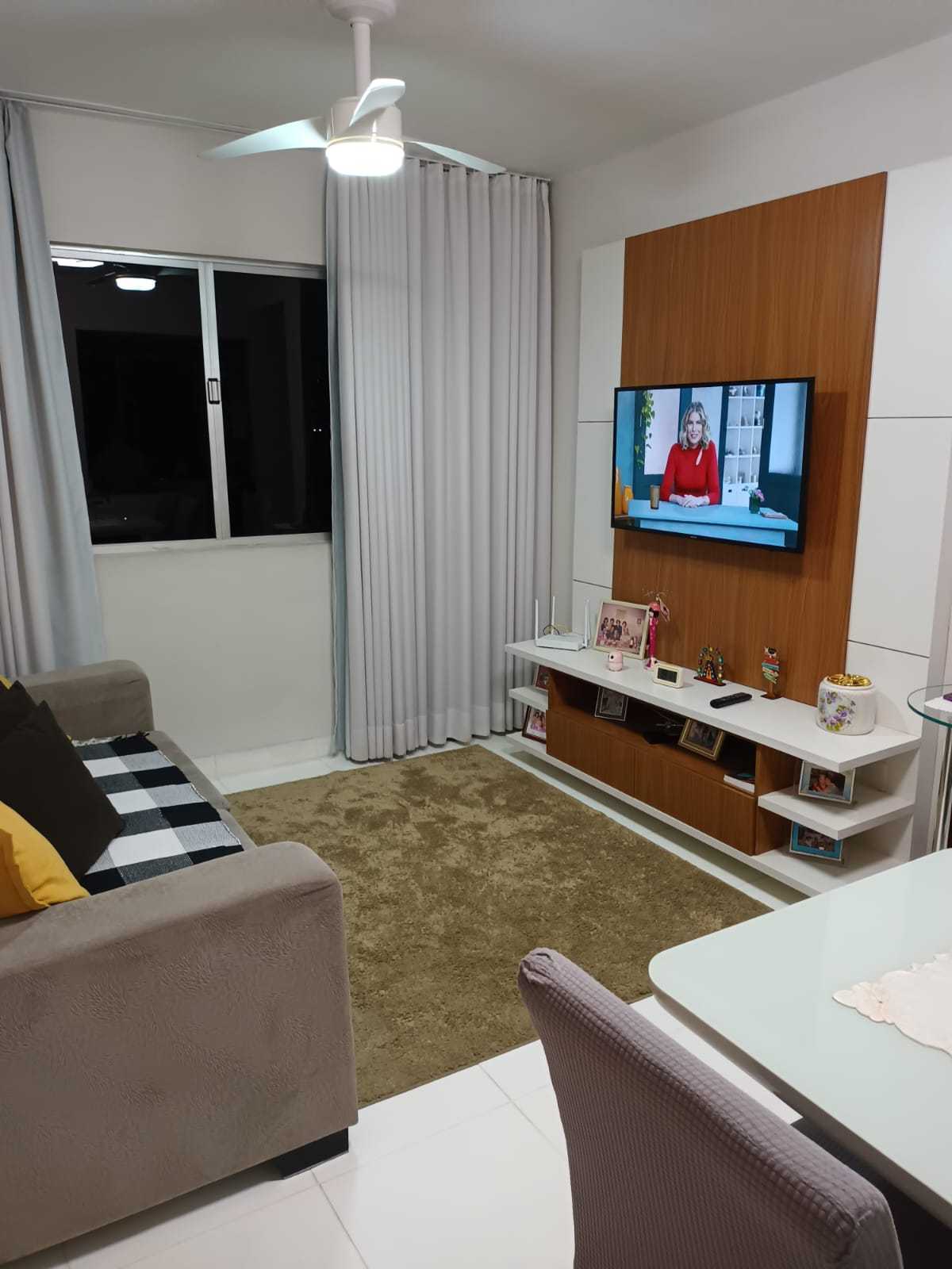 Apartamento à venda com 3 quartos, 81m² - Foto 2