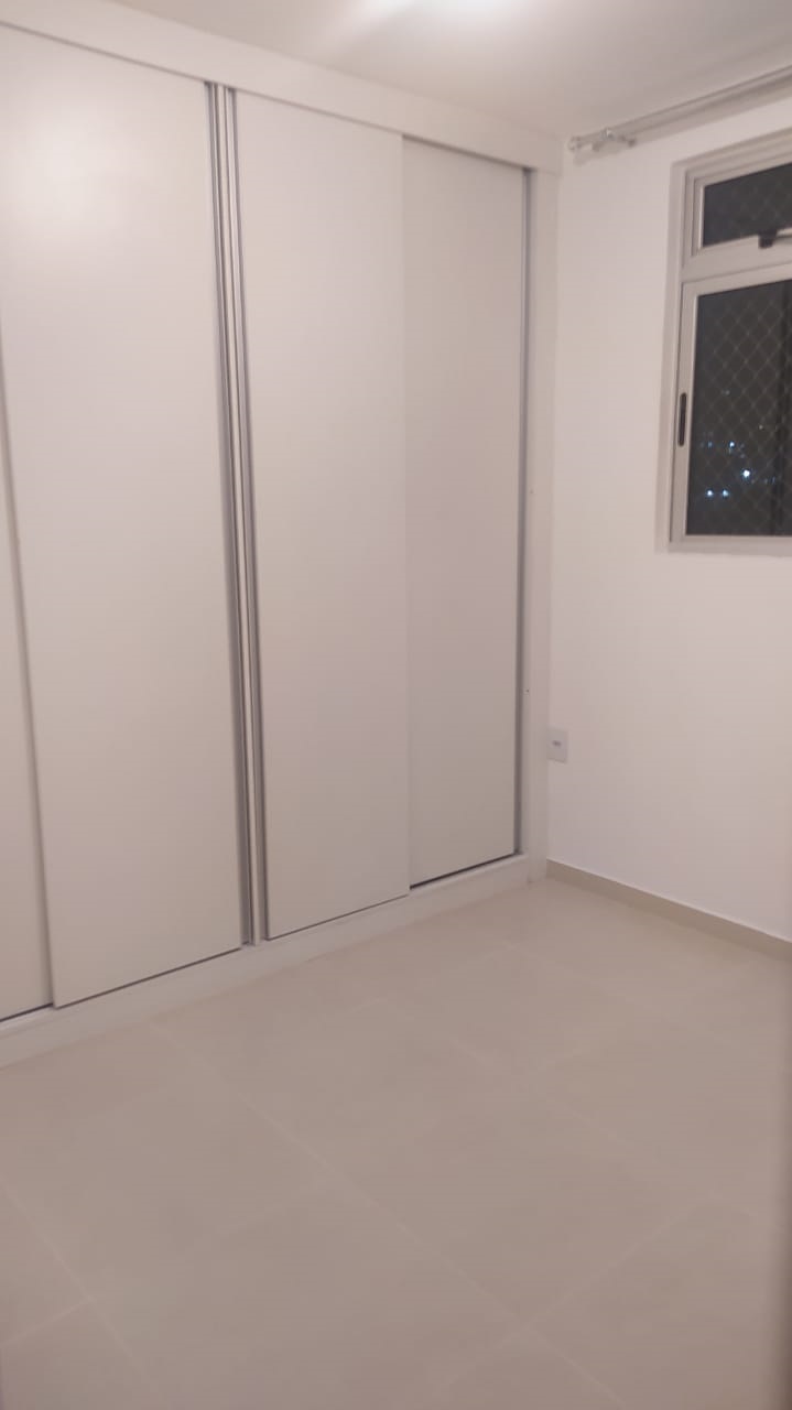 Apartamento para alugar com 3 quartos, 70m² - Foto 9