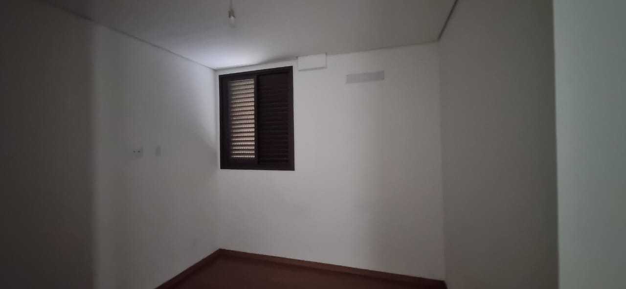 Apartamento à venda com 4 quartos, 90m² - Foto 13