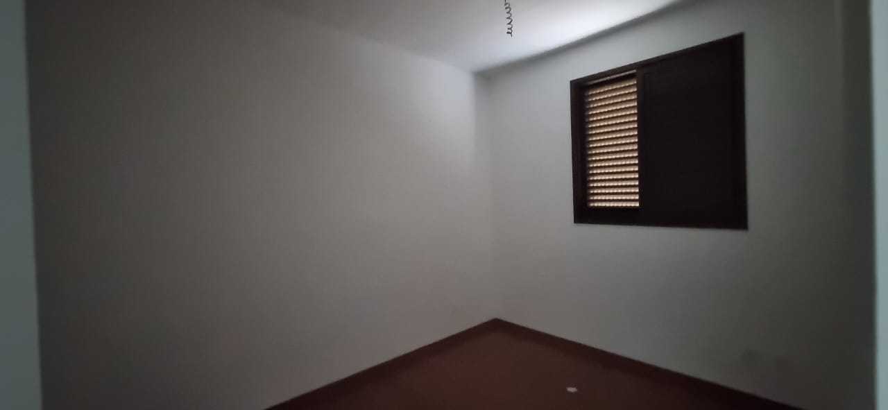 Apartamento à venda com 4 quartos, 90m² - Foto 9