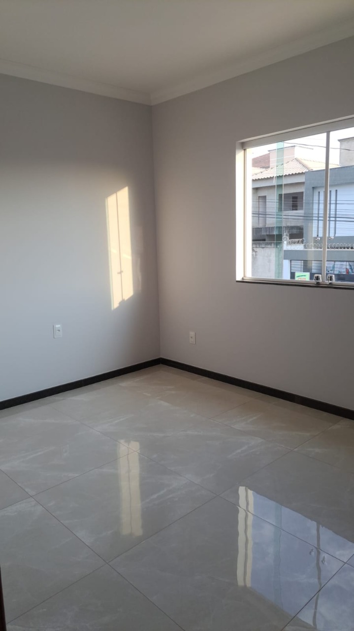 Casa para alugar com 3 quartos, 90m² - Foto 14