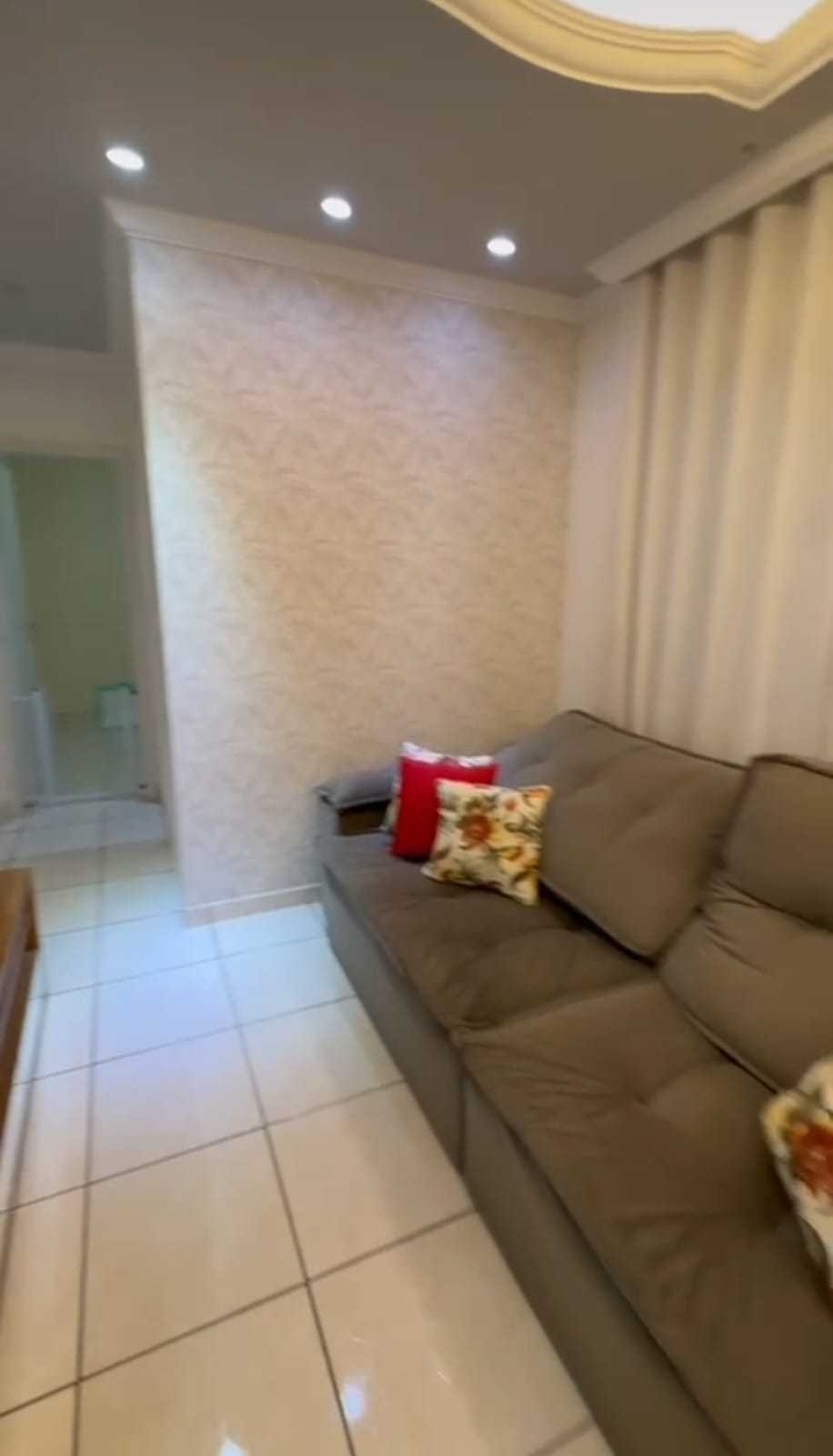 Apartamento à venda com 3 quartos, 64m² - Foto 2