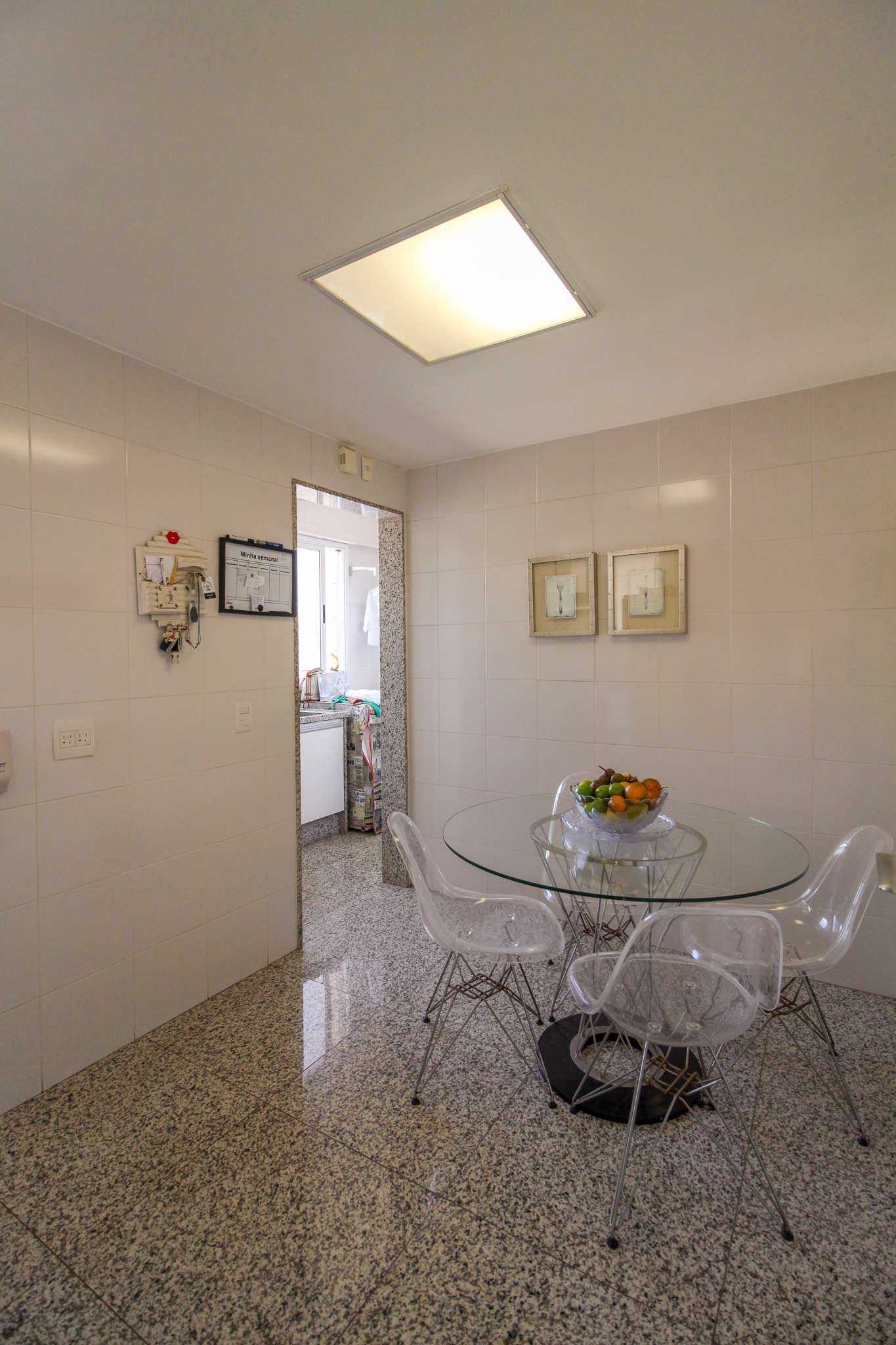 Apartamento à venda com 4 quartos, 210m² - Foto 22