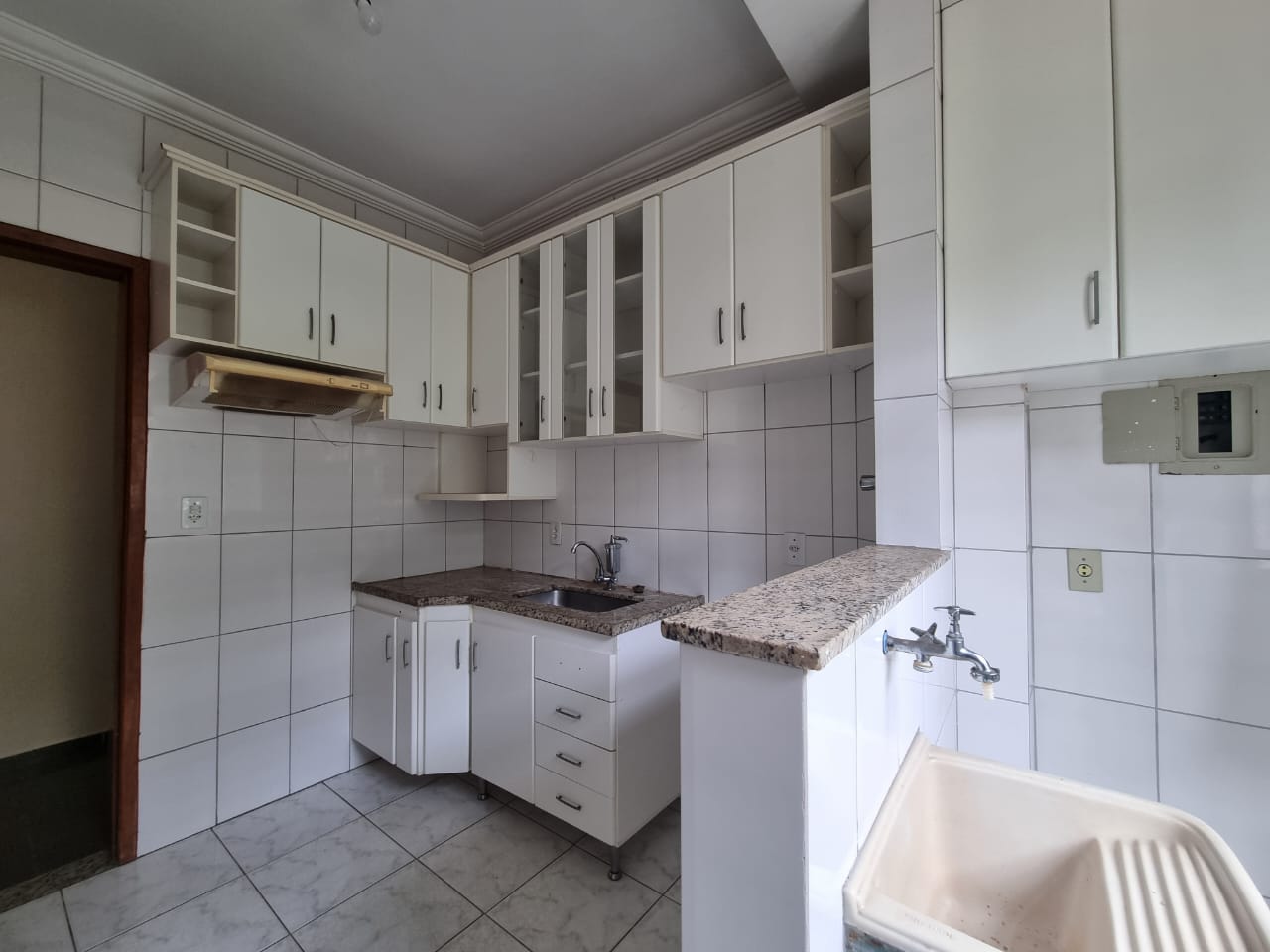 Apartamento para alugar com 2 quartos, 57m² - Foto 19