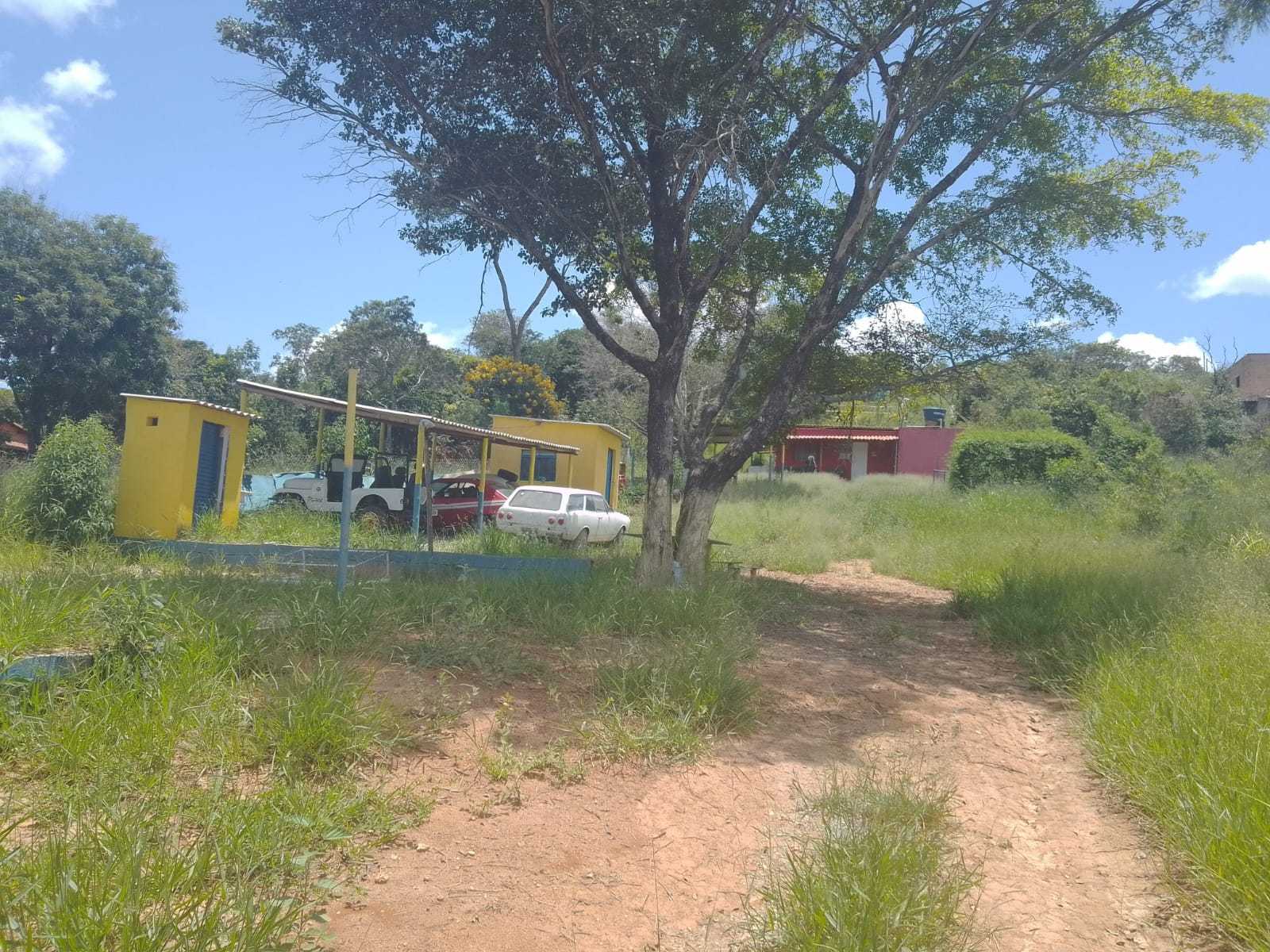 Chácara à venda com 3 quartos, 160m² - Foto 8