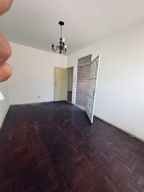 Casa à venda com 3 quartos, 176m² - Foto 2