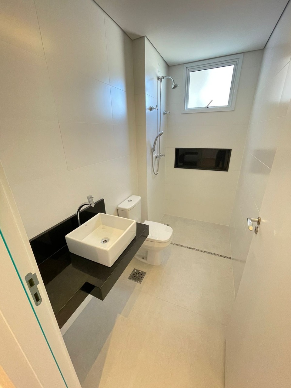 Apartamento à venda com 3 quartos, 145m² - Foto 10