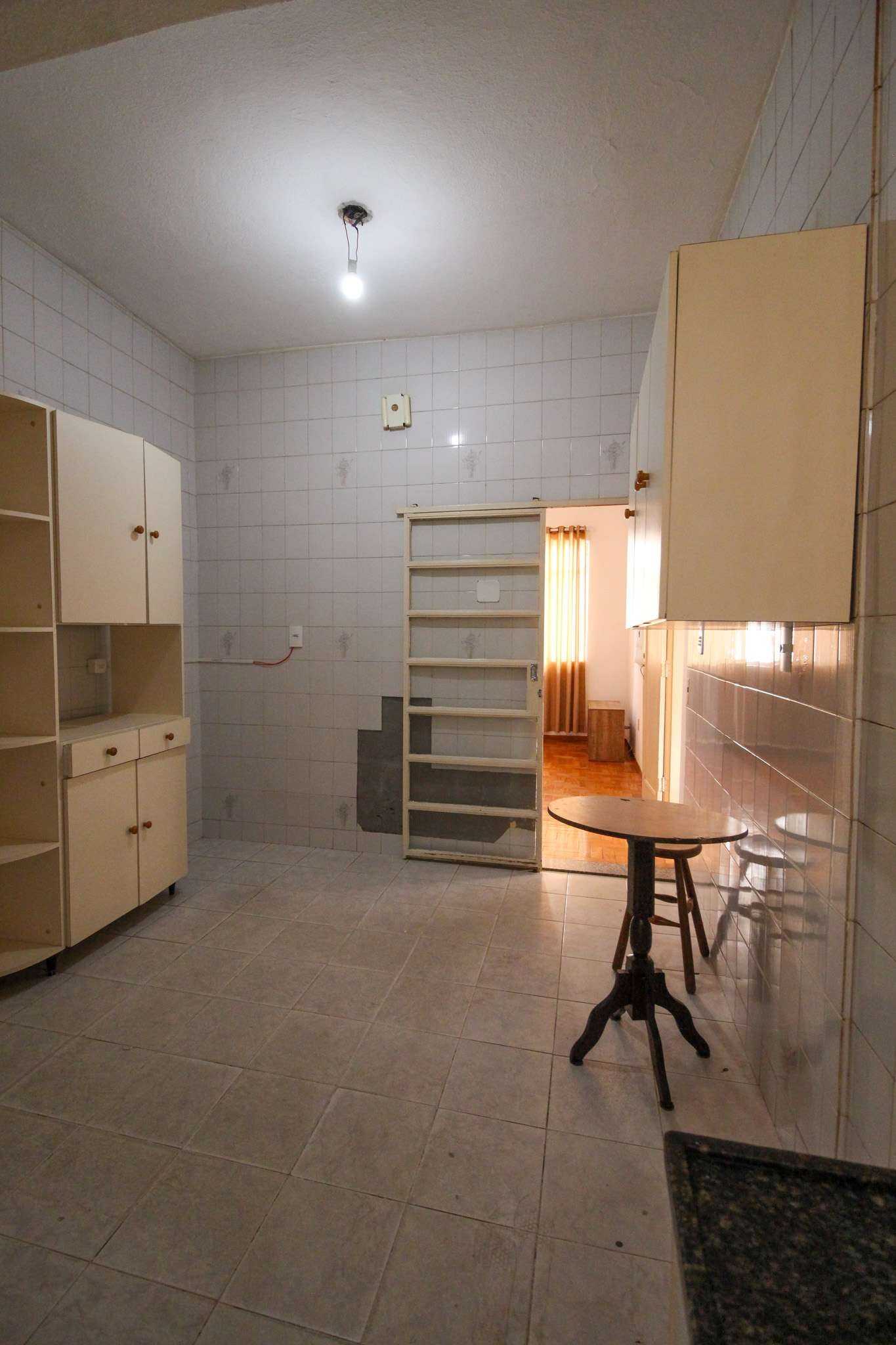 Apartamento à venda com 2 quartos, 75m² - Foto 7