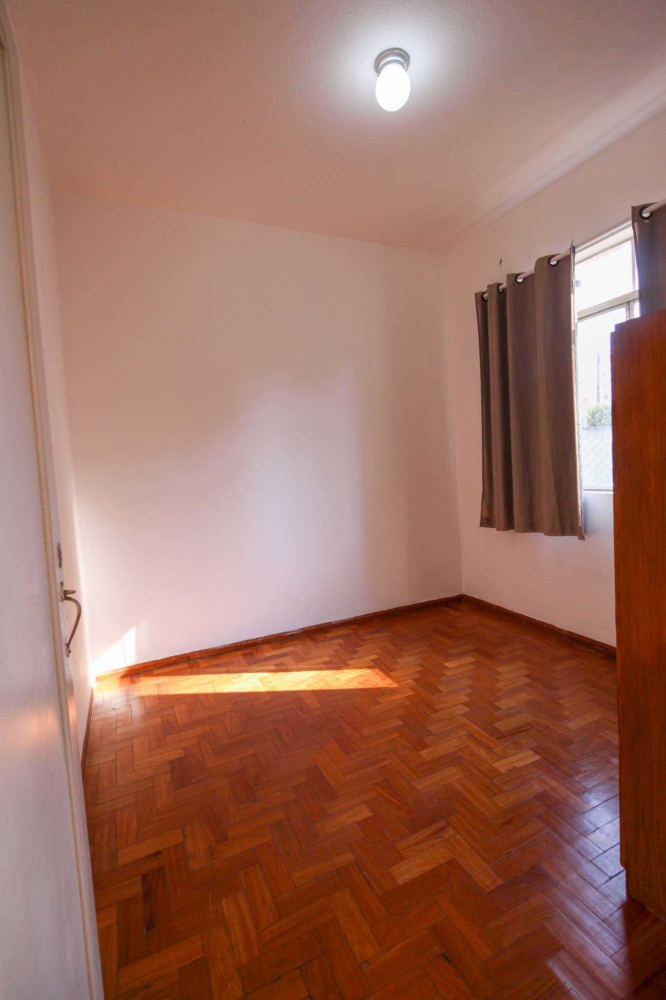 Apartamento à venda com 2 quartos, 75m² - Foto 5