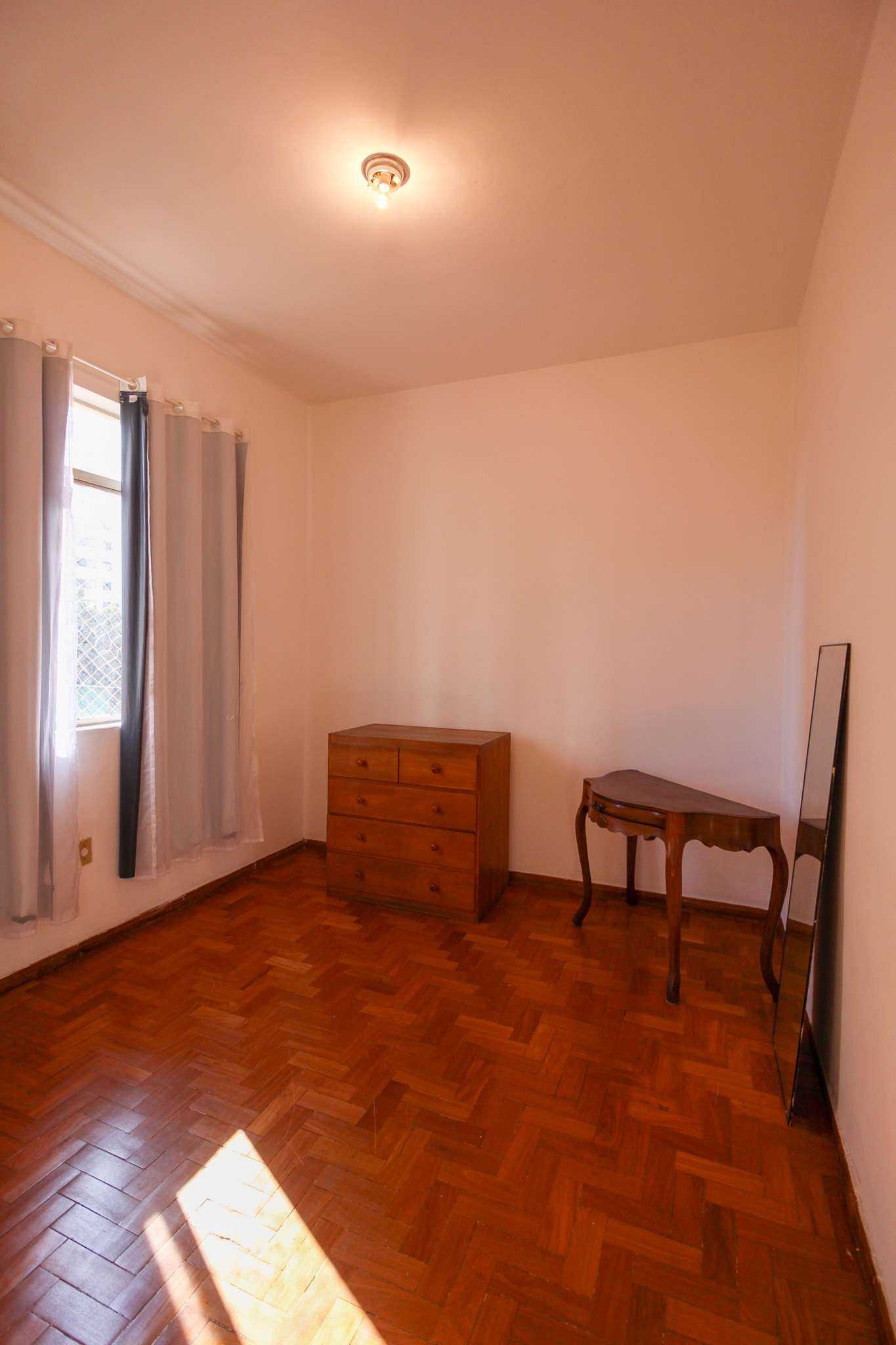 Apartamento à venda com 2 quartos, 75m² - Foto 3