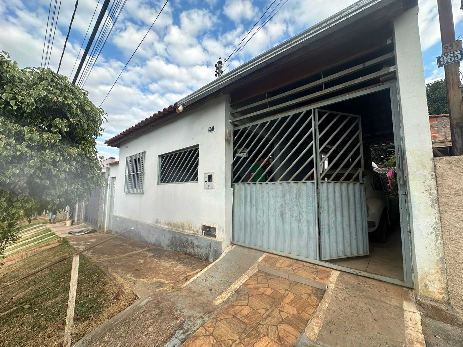 Casa à venda com 3 quartos, 270m² - Foto 3